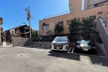 敷地内駐車場（屋外平面式）