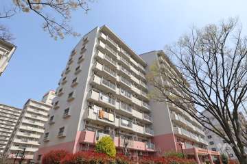 けやき通り北八番館の外観（南西側から）
