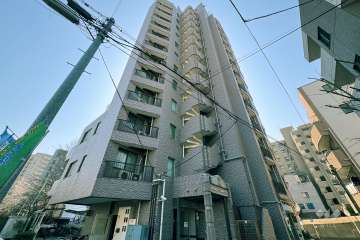 キャッスルマンション町屋参番館の外観（北西側から）