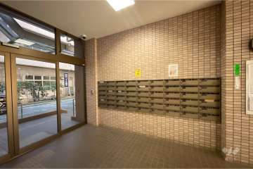 エントランスホール