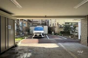敷地内駐車場（屋外平面式）