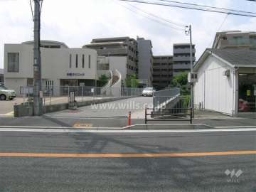 敷地の入り口は国道171号線に面しています