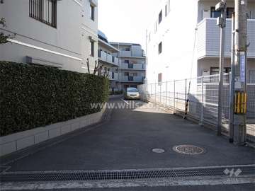 駐車場入り口