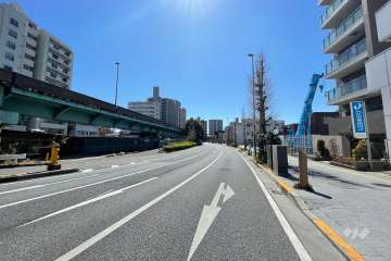 敷地東側の前面道路　