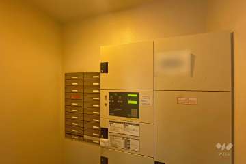 共用ポストと宅配ボックス