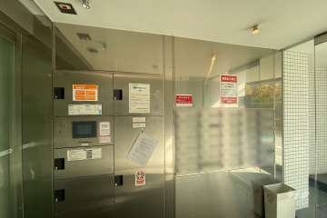 共用ポストと宅配ボックス