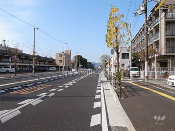 敷地の南側は国道171号線に面しています。