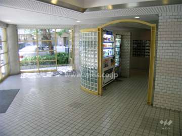 エントランスホール