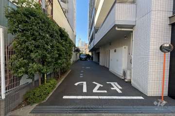 駐車場の出入り口