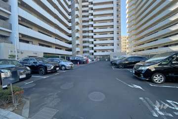 敷地内駐車場（屋外平面式）
