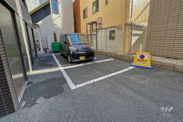 敷地内駐車場（屋外平面式）