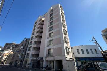 エールハイツ町屋の外観（西側から）