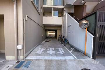 駐車場の出入り口