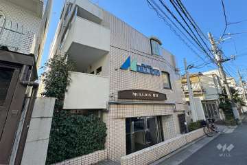 マリオン鶯谷の外観（北東側から）