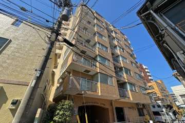 ライオンズマンション西日暮里第2の外観（東側から）