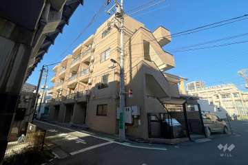 サザンパレス西日暮里の外観（西側から）