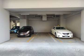 敷地内駐車場（屋内平面式）