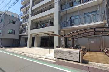 敷地の出入り口