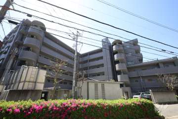 エーベル池田の外観写真（東側から）