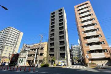 アヴァンツァーレ田端の外観（南側から）