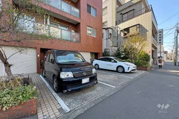 敷地内駐車場（屋外平面式）