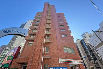 ハイライフ日暮里の外観（北西側から）