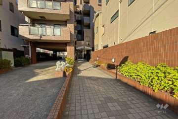 エントランスアプローチ