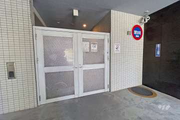 駐輪場の出入り口