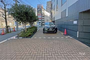 敷地内駐車場（屋外平面式）