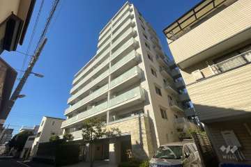 プレジール尾久ステーションマークスの外観（南東側から）