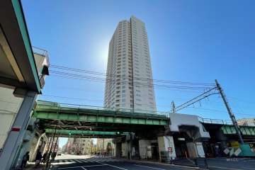 アトラスブランズタワー三河島の外観（北東側から）遠景