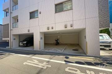 敷地内駐車場（屋外平面式）