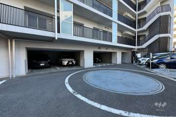 敷地内駐車場（屋内平面式・屋外機械式）