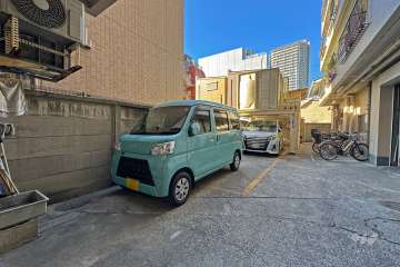 敷地内駐車場（屋内平面式）