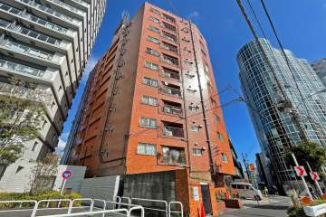 シャンボール三ノ輪の外観（南西側から）