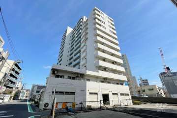 日興パレス南千住の外観（南西側から）