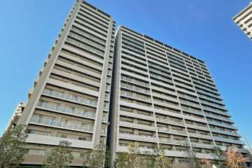 東京フロンティアシティアーバンフォートイーストブロックの外観（南東側から）