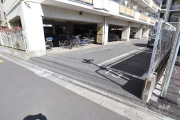 駐車場の出入り口