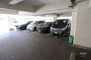 敷地内駐車場（屋内平面式）
