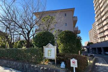 アクロシティAポートの外観（東側から）