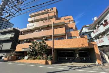 ライオンズマンション田端第２の外観（北東側から）