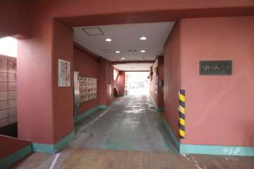 駐車場の出入り口