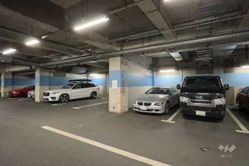敷地内駐車場（屋内平面式）