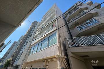 メゾン尾久の外観（北東側から）