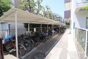 駐輪場（屋根付き）