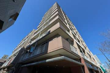 トーア東尾久マンションの外観（南東側から）