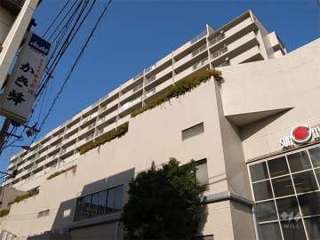 フロンテージ池田（サンシティ池田）の外観（南側から）