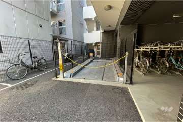 敷地内駐車場（屋外機械式）