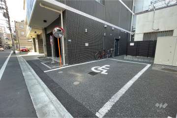 敷地内駐車場（屋外平面式）