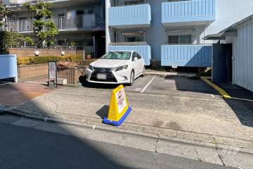 敷地内駐車場（屋外平面式）